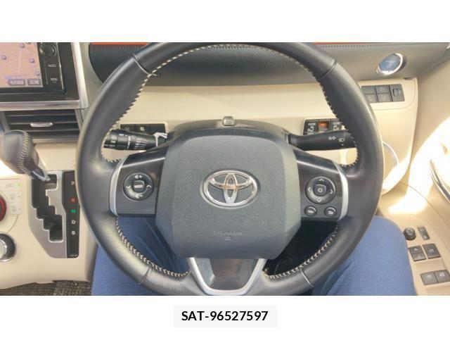 Toyota SIENTA 2015-10 7359855-13