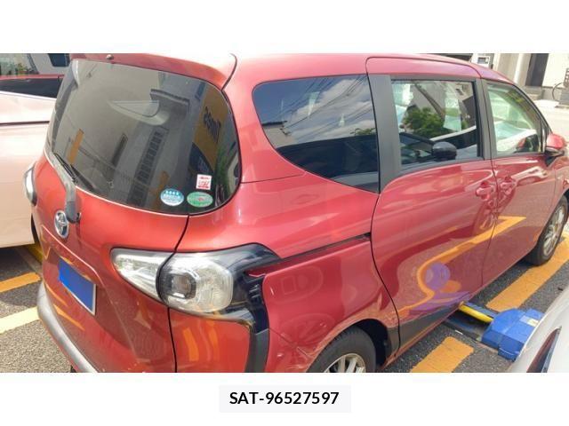 Toyota SIENTA 2015-10 7359855-4