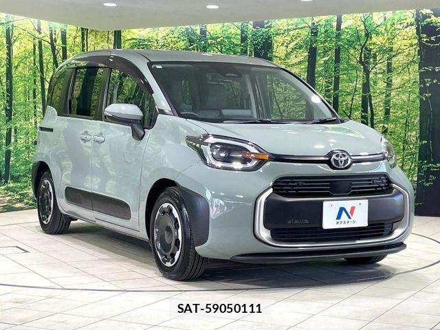 Toyota SIENTA 2022-11 7394092-15
