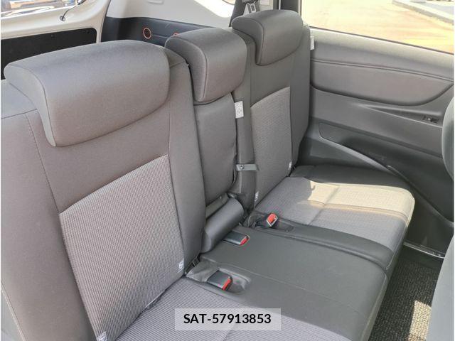 Toyota SIENTA 2019-03 7394114-13
