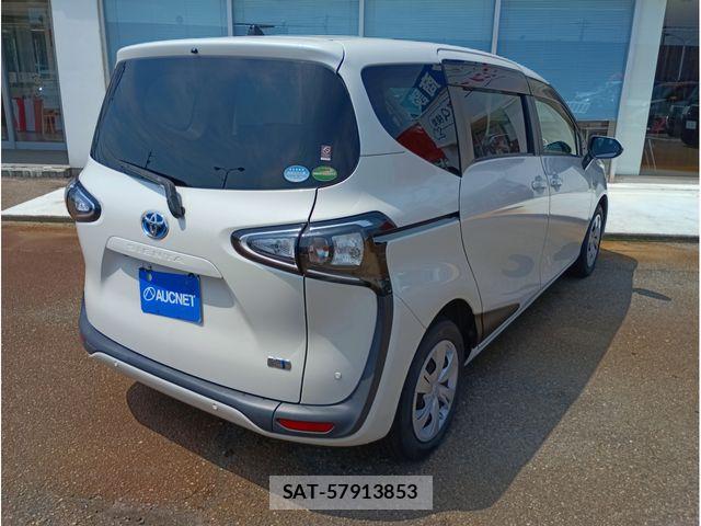 Toyota SIENTA 2019-03 7394114-2