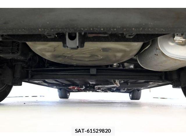 Toyota SIENTA 2020-10 7394111-14
