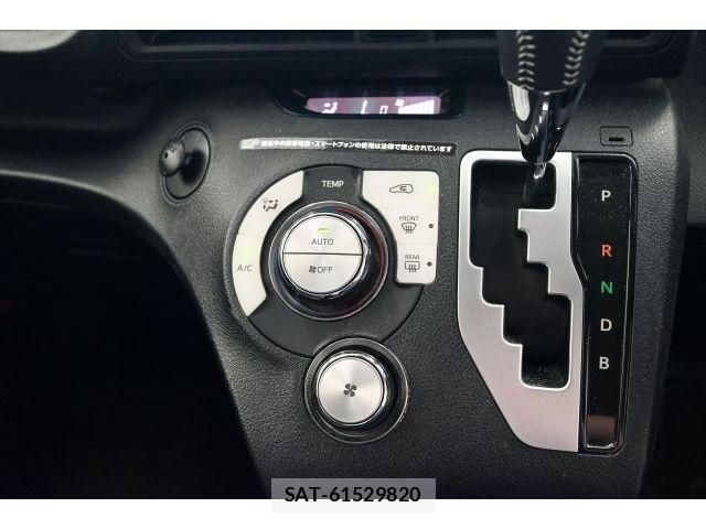Toyota SIENTA 2020-10 7394111-22