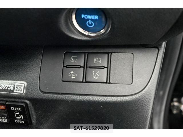 Toyota SIENTA 2020-10 7394111-23