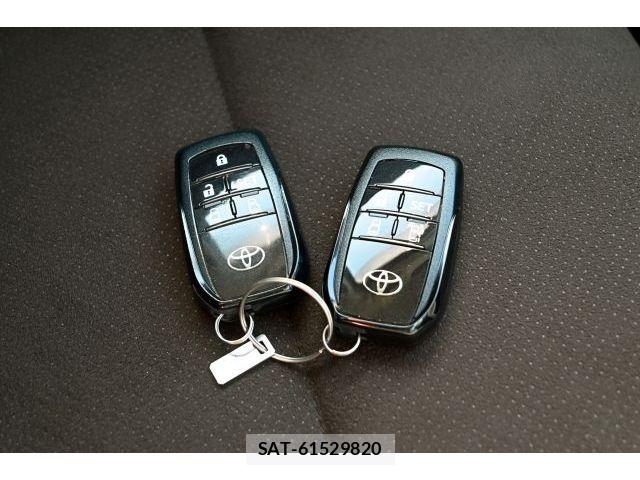 Toyota SIENTA 2020-10 7394111-27