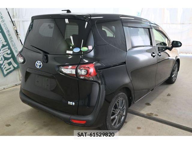 Toyota SIENTA 2020-10 7394111-3