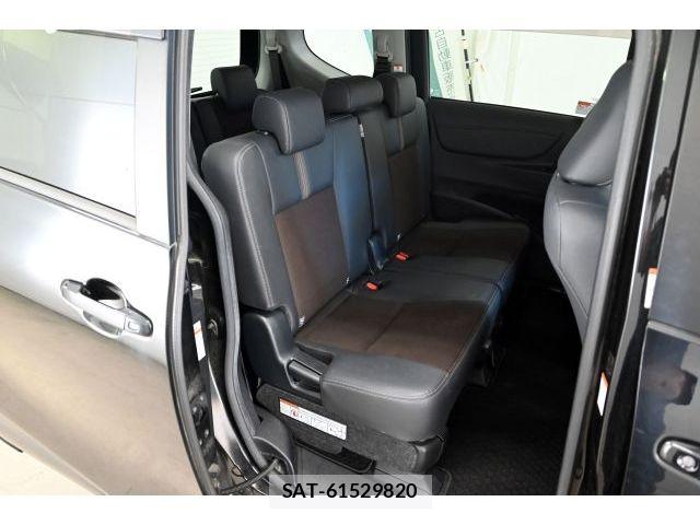 Toyota SIENTA 2020-10 7394111-8