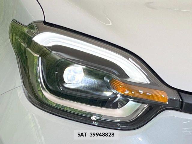 Toyota SIENTA 2026-05 7393157-12