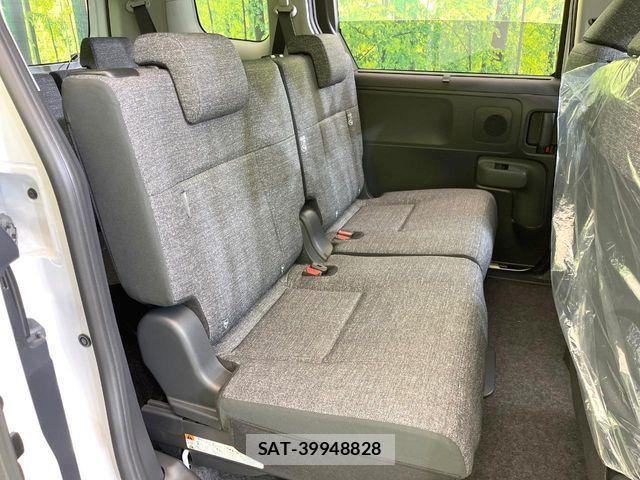 Toyota SIENTA 2026-05 7393157-8