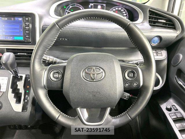 Toyota SIENTA 2022-04 7394100-11