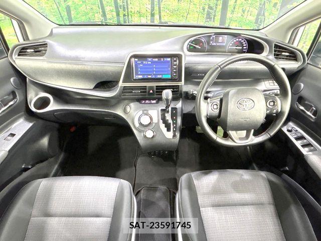 Toyota SIENTA 2022-04 7394100-1
