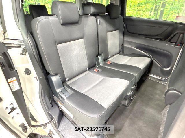 Toyota SIENTA 2022-04 7394100-8