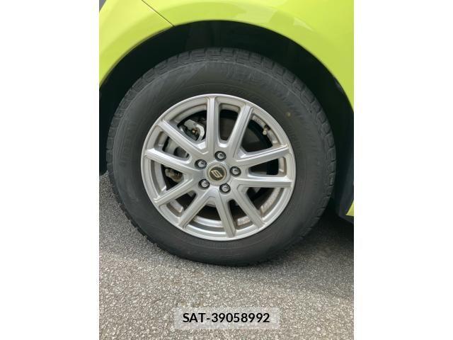 Toyota SIENTA 2019-11 7394101-9