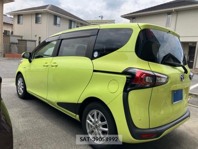 Toyota SIENTA 2019-11 7394101-6