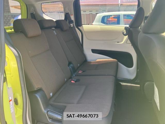 Toyota SIENTA 2015-07 7393714-8