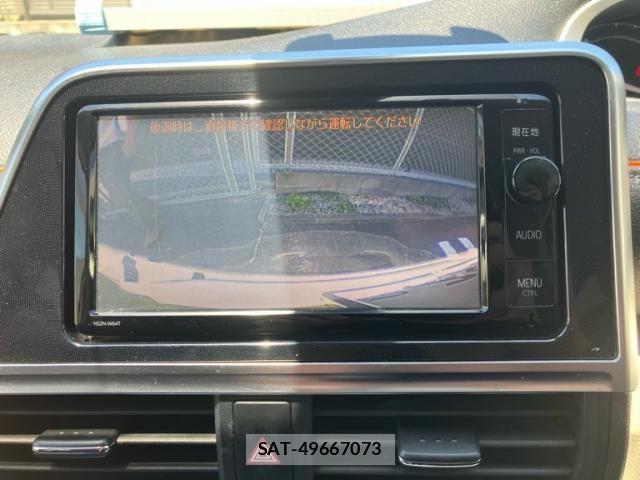 Toyota SIENTA 2015-07 7393714-19