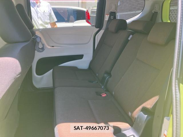 Toyota SIENTA 2015-07 7393714-6