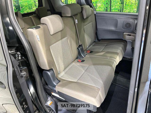Toyota SIENTA 2025-03 7394087-9