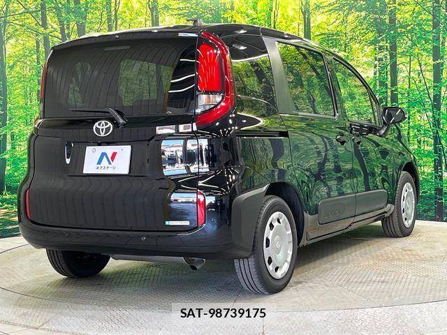 Toyota SIENTA 2025-03 7394087-17