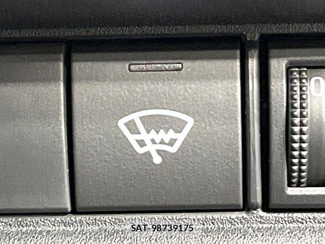 Toyota SIENTA 2025-03 7394087-2