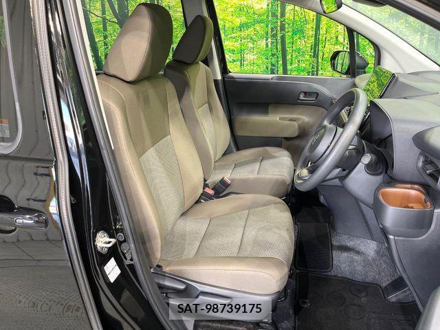 Toyota SIENTA 2025-03 7394087-8