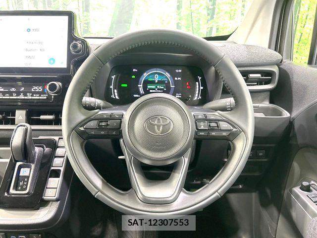 Toyota SIENTA 2026-03 7394080-11