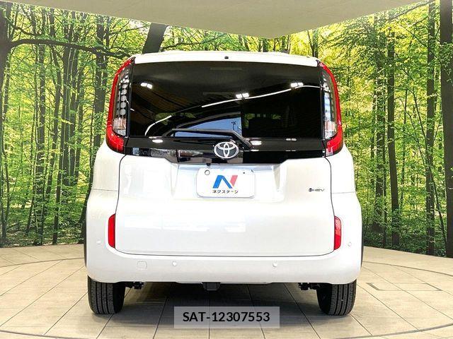 Toyota SIENTA 2026-03 7394080-15