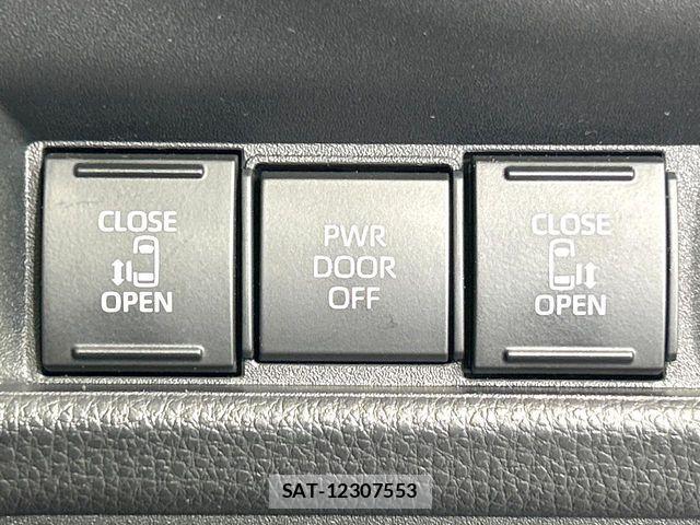 Toyota SIENTA 2026-03 7394080-5