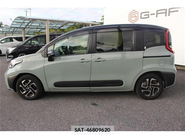 Toyota SIENTA 2024-11 7394088-11
