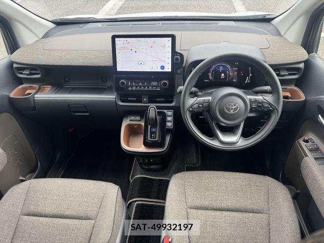 Toyota SIENTA 2024-01 7457801-13