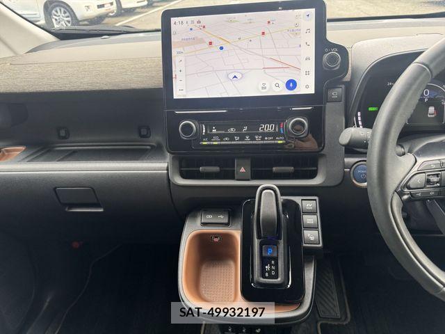 Toyota SIENTA 2024-01 7457801-14