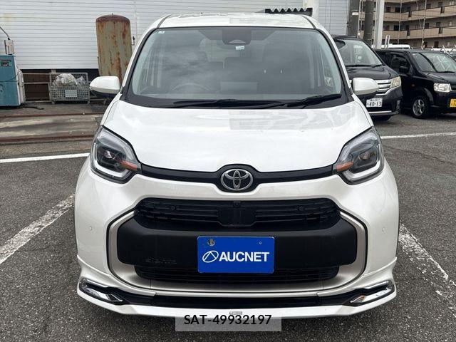 Toyota SIENTA 2024-01 7457801-1