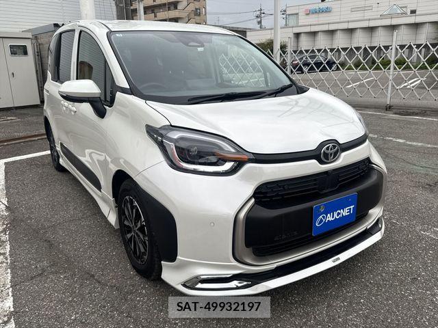 Toyota SIENTA 2024-01 7457801-2