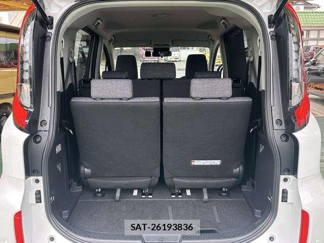 Toyota SIENTA 2025-07 7457793-11