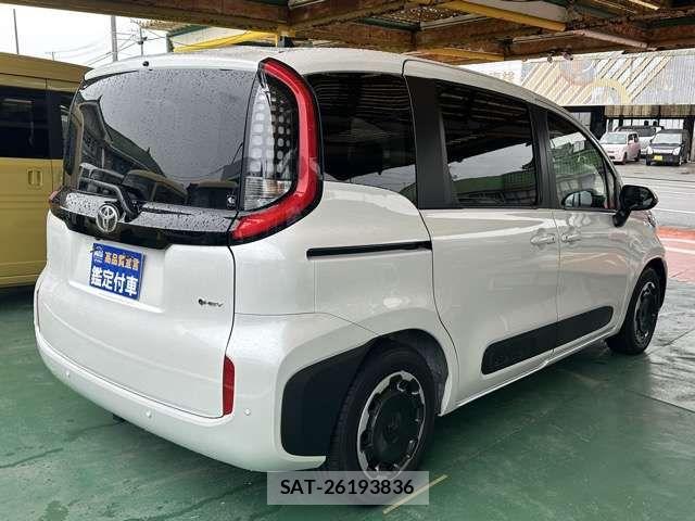 Toyota SIENTA 2025-07 7457793-12