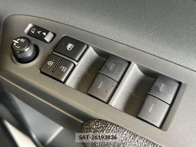 Toyota SIENTA 2025-07 7457793-15