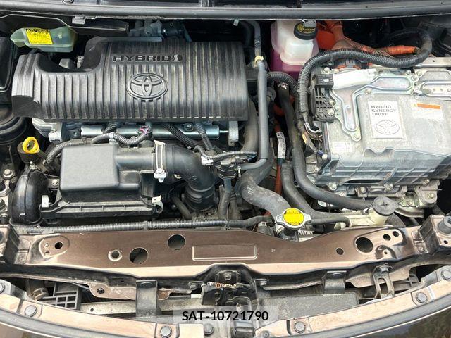 Toyota SIENTA 2015-11 7457826-17