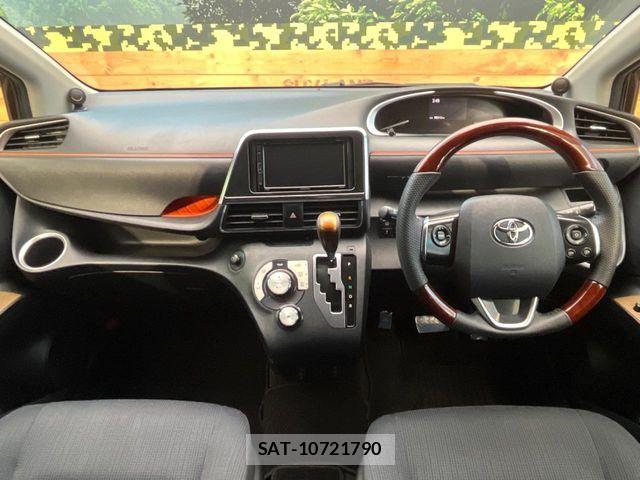 Toyota SIENTA 2015-11 7457826-1