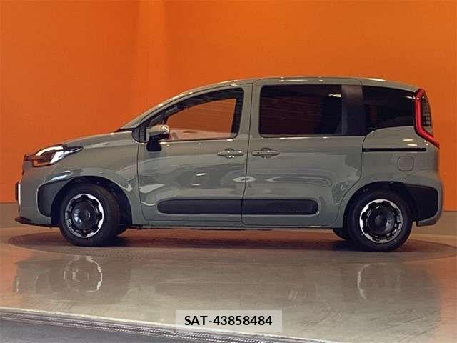 Toyota SIENTA 2026-05 7457784-10