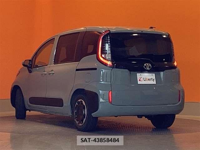Toyota SIENTA 2026-05 7457784-11