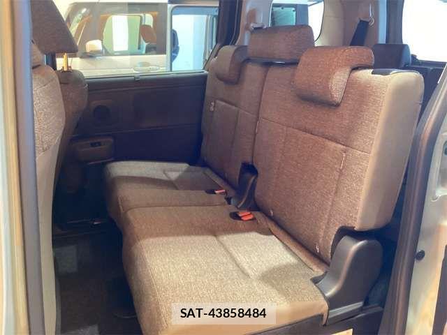 Toyota SIENTA 2026-05 7457784-16