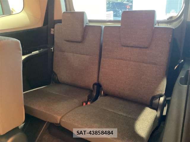 Toyota SIENTA 2026-05 7457784-17