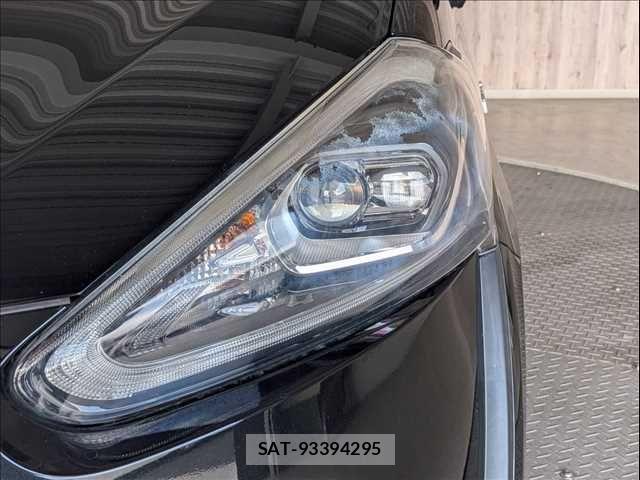 Toyota SIENTA 2016-11 7457821-25
