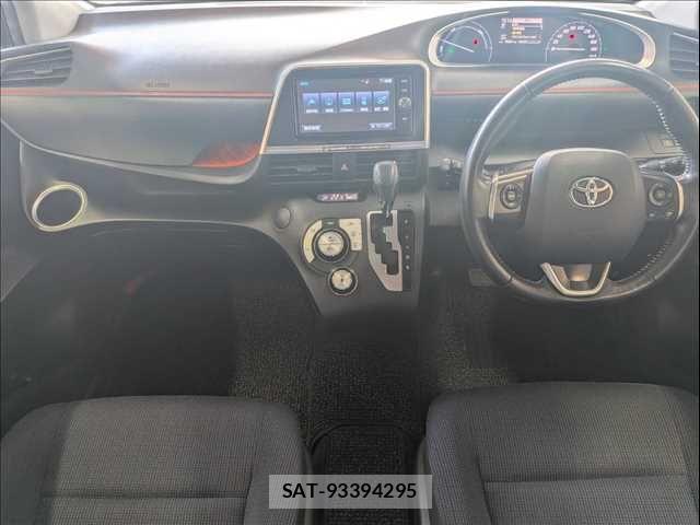 Toyota SIENTA 2016-11 7457821-2
