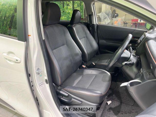Toyota SIENTA 2018-01 7457811-7