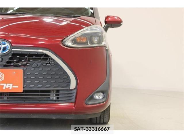 Toyota SIENTA 2019-09 7457818-13