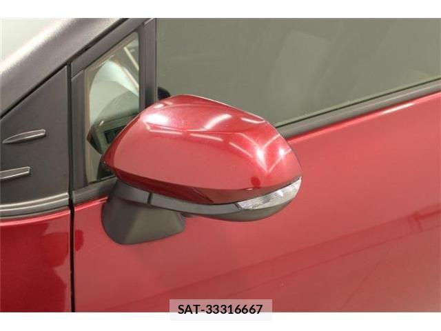 Toyota SIENTA 2019-09 7457818-19