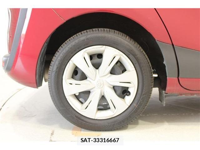 Toyota SIENTA 2019-09 7457818-22
