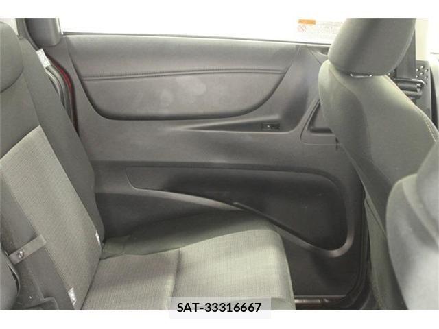Toyota SIENTA 2019-09 7457818-29