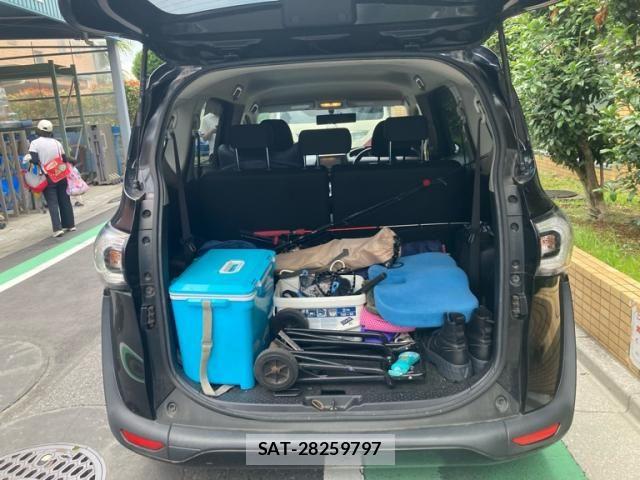 Toyota SIENTA 2016-03 7457827-7